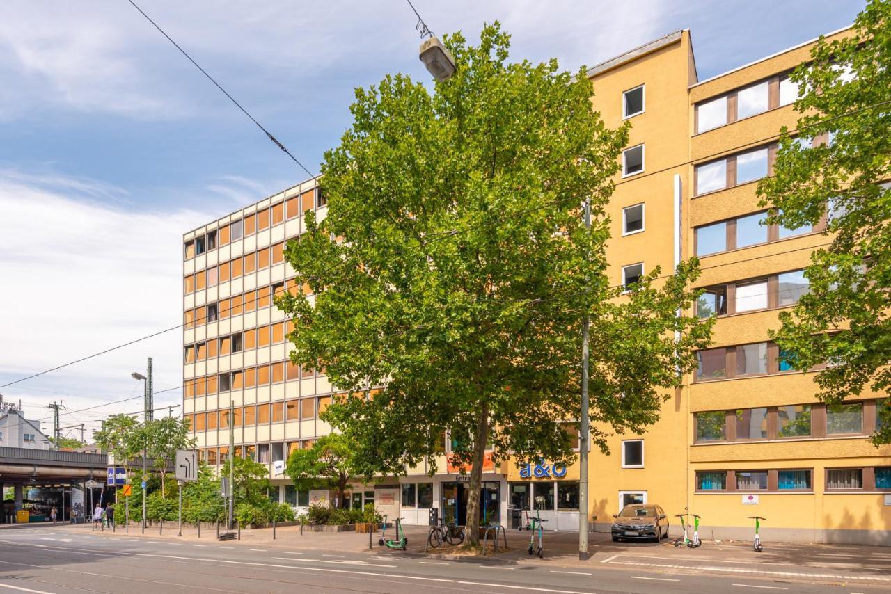 A&O Frankfurt Galluswarte Francoforte sul Meno Esterno foto